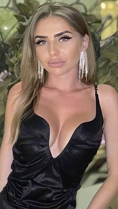 Romana Lviv 1831286
