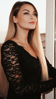 Irina Poltava 1992275