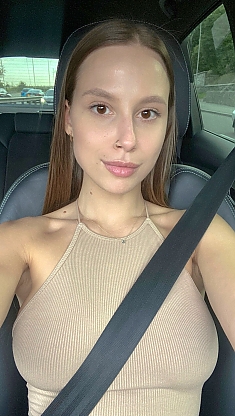 Katerina Charlotte 2177556