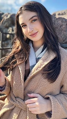 Anastasiia Cherkasy 2282201