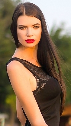 Viktoria Nikolaev 232747