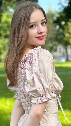 Kateryna Kyiv 2377065