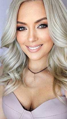 Oksana Los Angeles 2380552