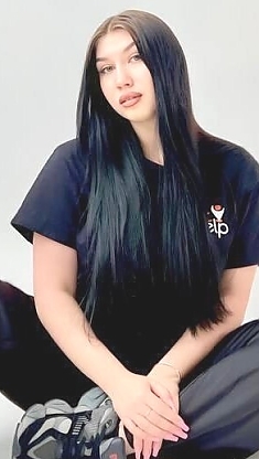 Daryna Zhytomyr 2386557