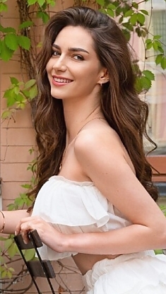 Anna Kyiv 2386963