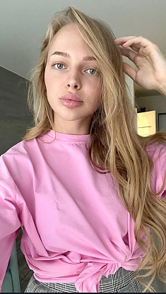Liliya Kyiv 2389199
