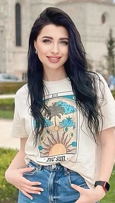 Anna Kharkiv 2390781