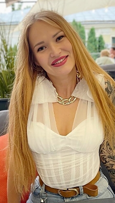 Yana Ivano-Frankivsk 2391120