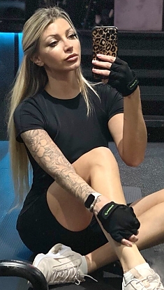 Anastasia Kropyvnytskyi 2392413