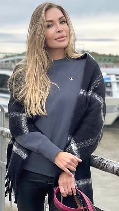 Kseniia Chicago 2392596