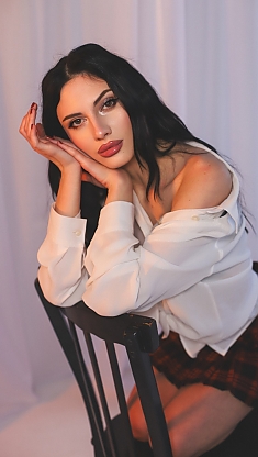 Anastasiya Mykolaiv 2394121