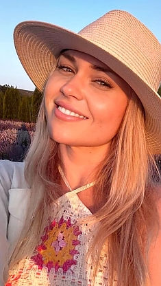 Oksana Costești 2394599