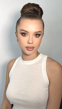 Anhelina Kyiv 2394674