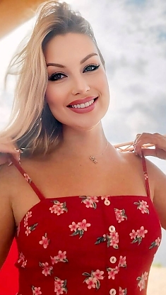 Mariia Kremenchug 2394820