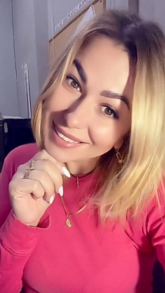 Ekaterina Kiyiv 2396922