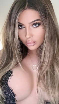 Sarah Warsaw 2398421