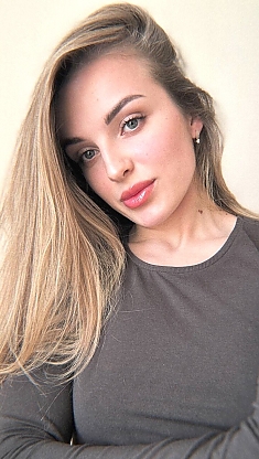 Anastasiia Kyiv 2398756