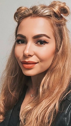 Anastasiia Denver 2402087