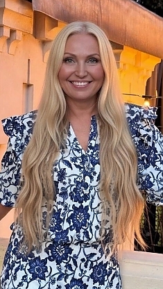 Angela Praha 11 2402602