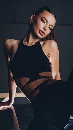 Diana Kryvyi Rih 2405049