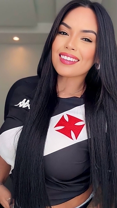 Larissa Manaus 2405110