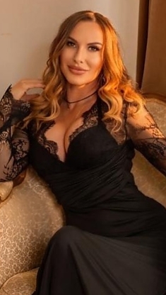 Mariia Kharkiv 2419493