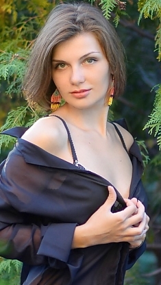 Alena Kharkov 398740