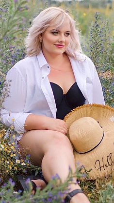 Katerina Kremenchuk 766826